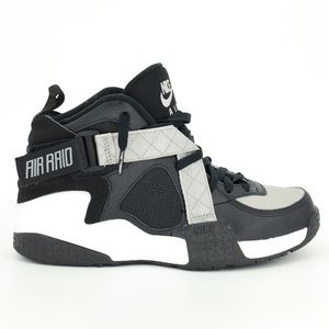Nike Air raid sneakers